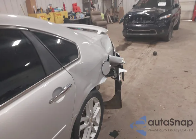 2G1WC5EM2A1169347: 44240049