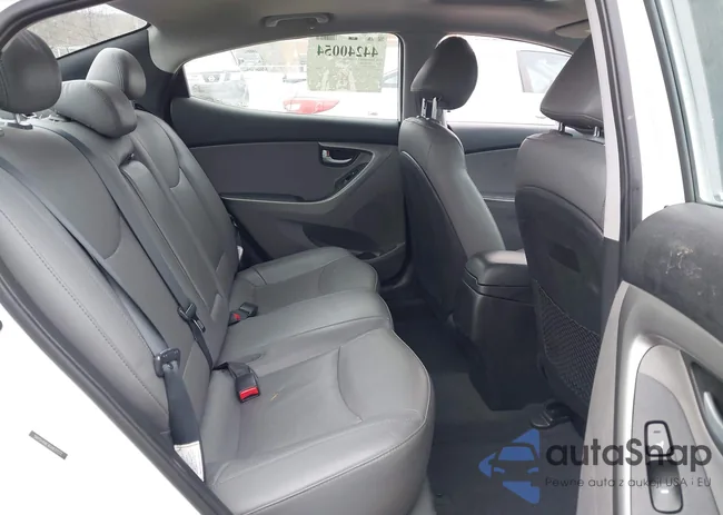 5NPDH4AE4GH671177: 44240054