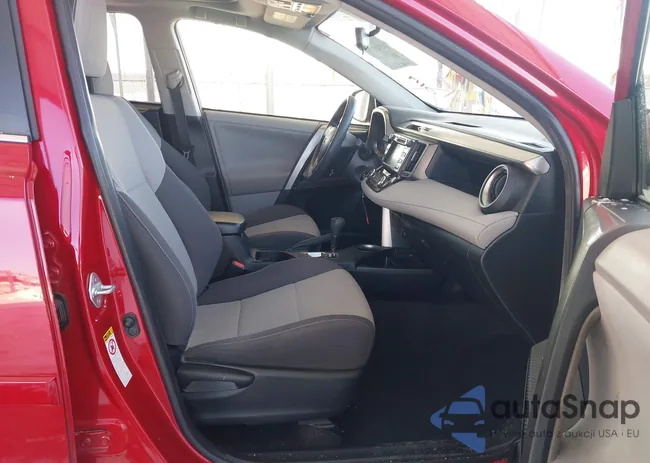 JTMRFREV8DD040727: 44240119