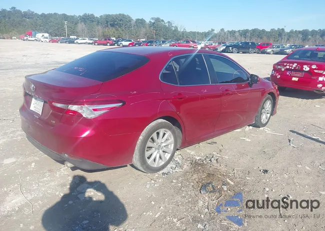 4T1B11HK3JU571232: 44240133