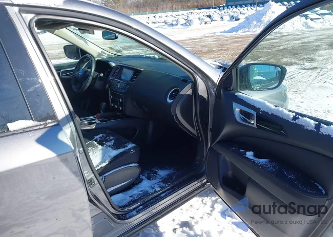 5N1DR2MM4HC677221: 44240242