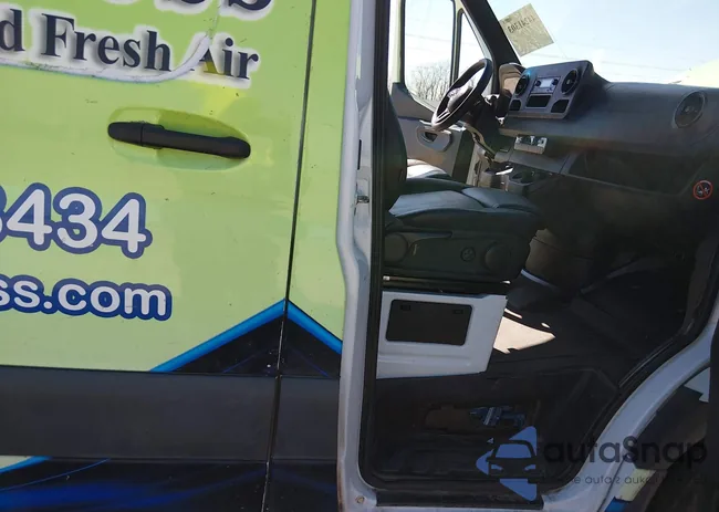 W1W4EBHY5LT020860: 44241303