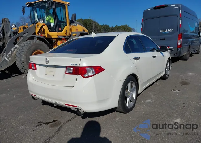 JH4CU2F6XAC043574: 44241320