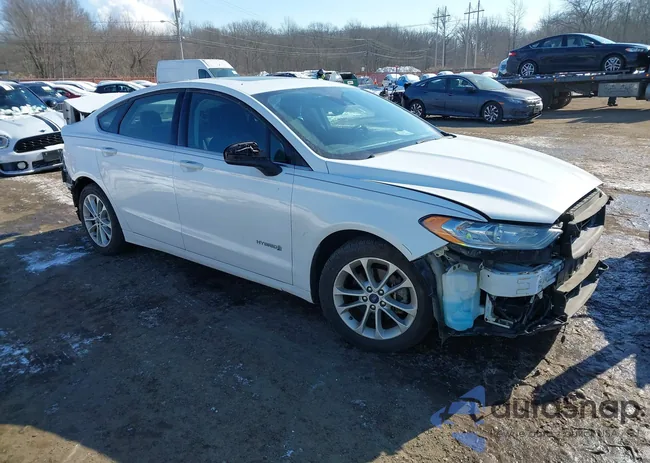 3FA6P0LU1KR110990: 44241396