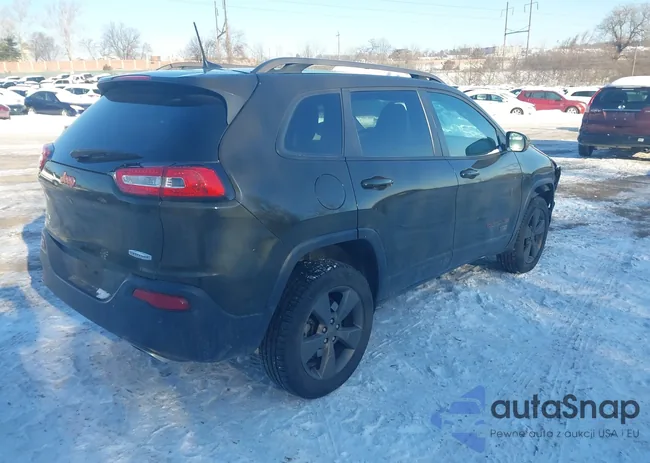 1C4PJMCS2GW239623: 44241476