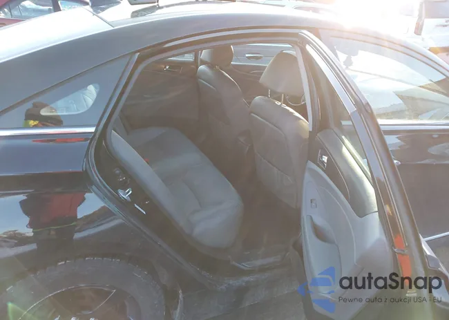 KMHEC4A48EA109759: 44241512