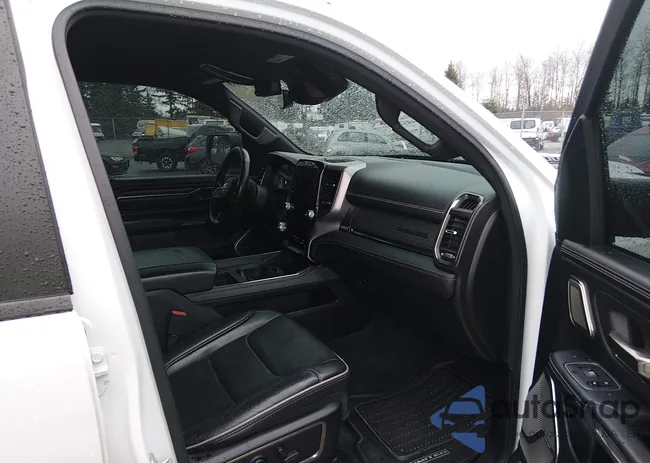 1C6SRFHM4MN704730: 44241533