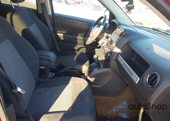 1C4NJDBB7GD686405: 44241628