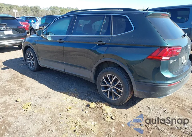 3VV3B7AX1KM143973: 44241707