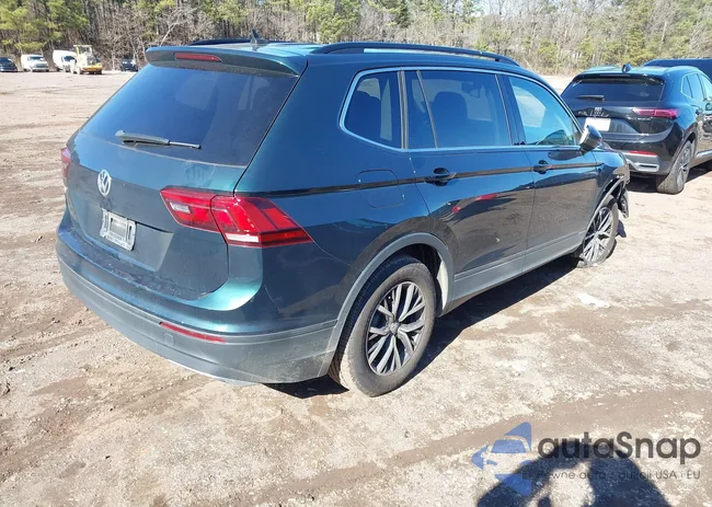 3VV3B7AX1KM143973: 44241707