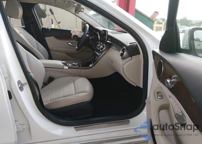 55SWF4JB6HU200022: 44241742