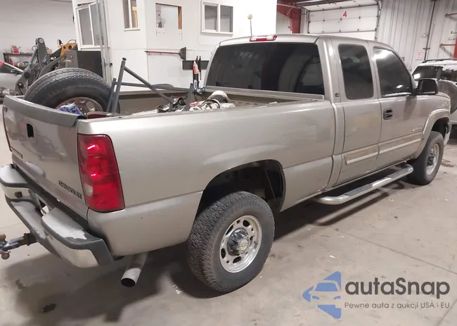 1GCHC29123E255418: 44241758