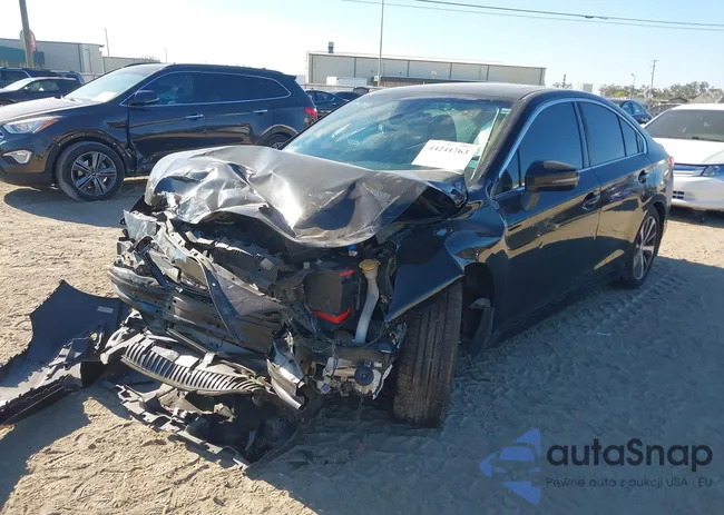 4S3BNEN64J3024533: 44241763