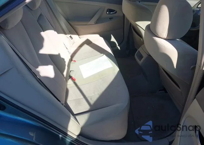 4T4BF3EK9AR039863: 44241812