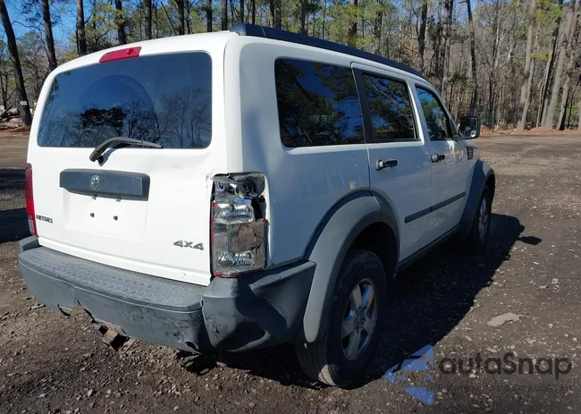 1D8GU28K67W584496: 44240932