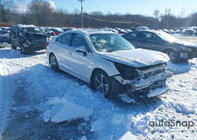 4S3BNEN61J3043640: 44240960