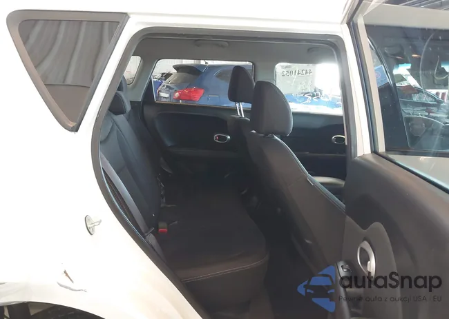 KNDJN2A29K7025023: 44241052