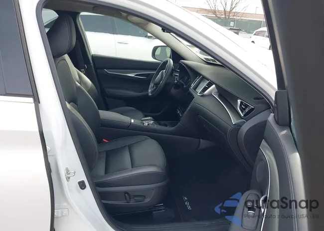 3PCAJ5BB8RF108569: 44241116