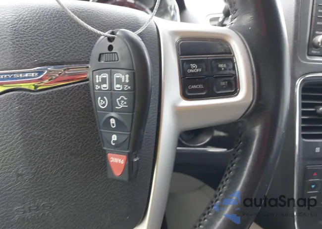 2C4RC1BG9ER256360: 44241197