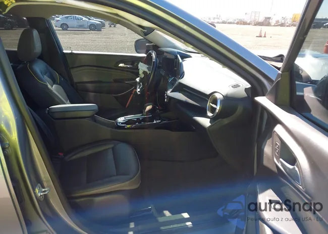 KL77LKEP8SC162836: 44241206