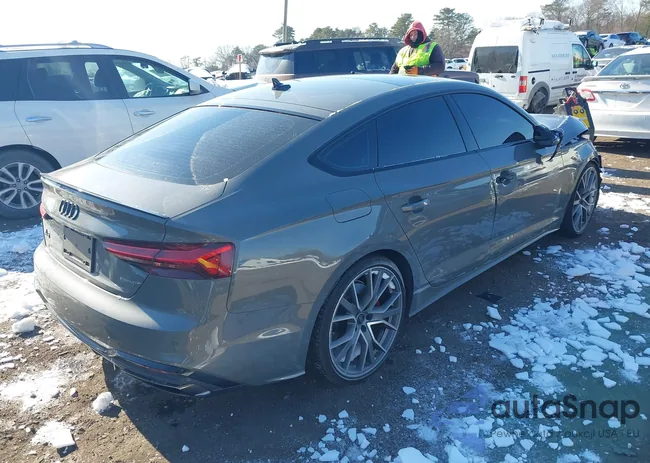 WAUFACF5XSA004790: 44241221