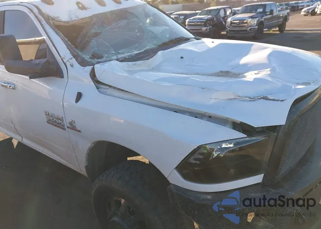 3C63RRHL0GG309132: 44241242