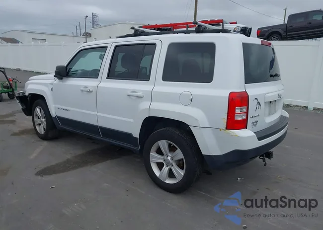 1C4NJRFB0CD541708: 44242271