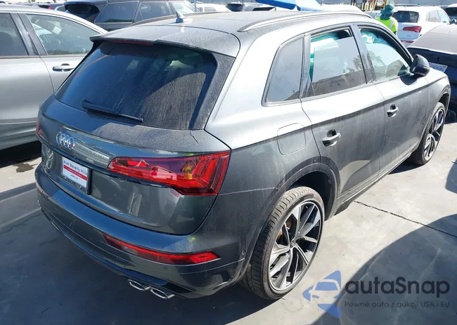 WA1C4AFY9N2023190: 44242390