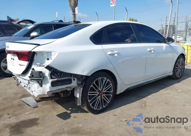 3KPF44AC8PE620711: 44242396