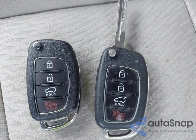 5XYZUDLB9HG389842: 44242447