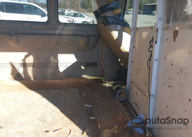 1GNZGXFG9E1119318: 44242453