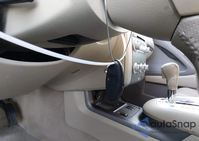 JN8AZ1MU6BW054288: 44242490