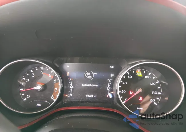 3C4NJDDB0KT713072: 44242529