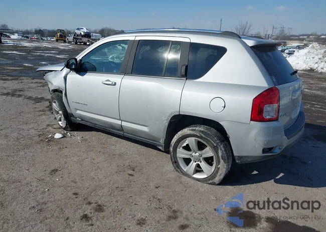 1J4NF1FB8BD135624: 44242532