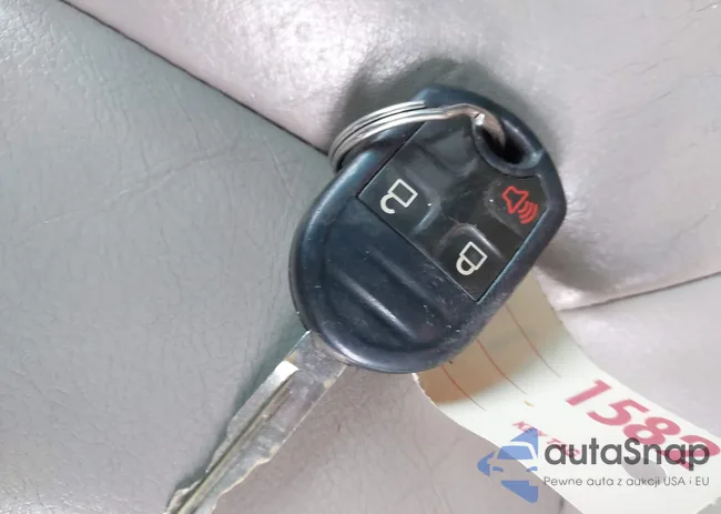 1FMHK8D88BGA74574: 44242552