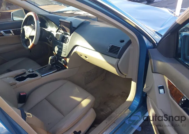 WDDGF5EB3AF409151: 44242578