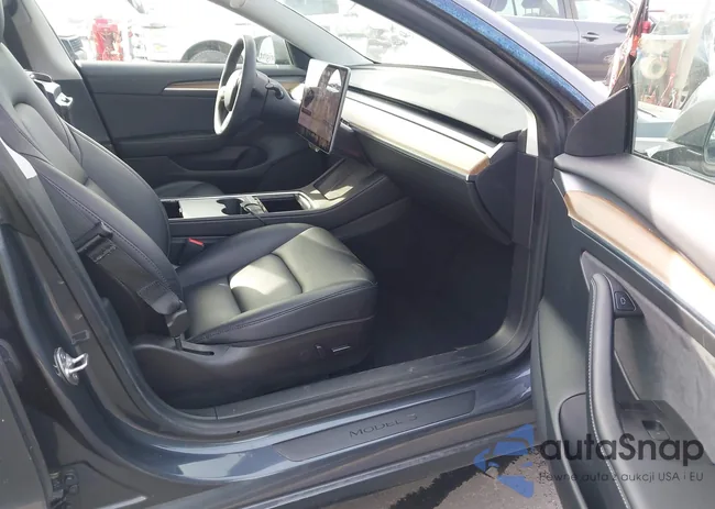 5YJ3E1EA0MF031858: 44242634