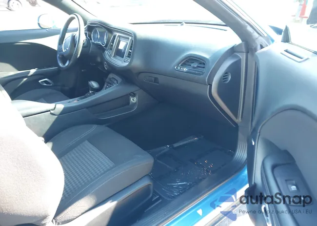 2C3CDZAG1PH563070: 44242635