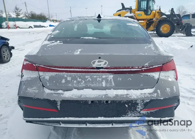 KMHLL4DGXRU667310: 44242653