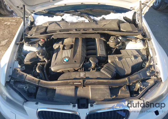 WBAPK5G57BNN81569: 44242682