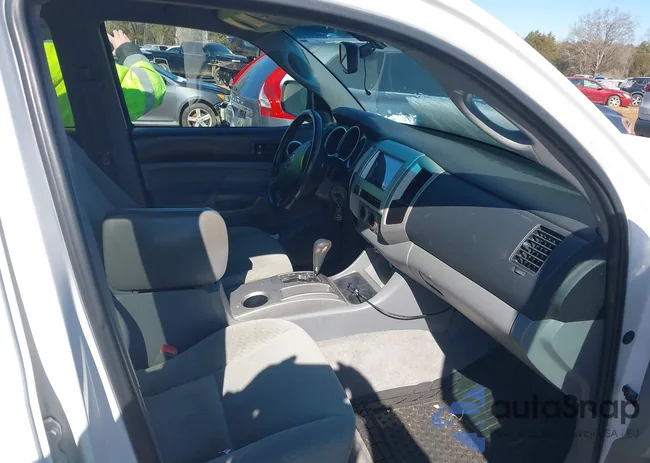 5TFJX4GN1BX001306: 44242772