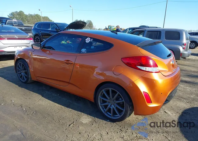 KMHTC6AD5DU137647: 44242808