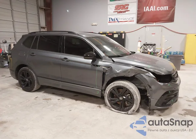 3VVCB7AX1RM138671: 44241879