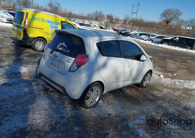 KL8CD6S90EC448995: 44241903