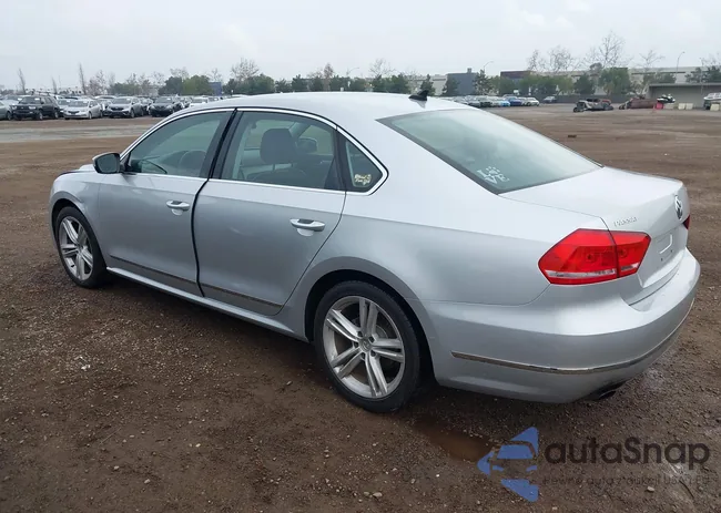 1VWBT7A38FC007185: 44241953