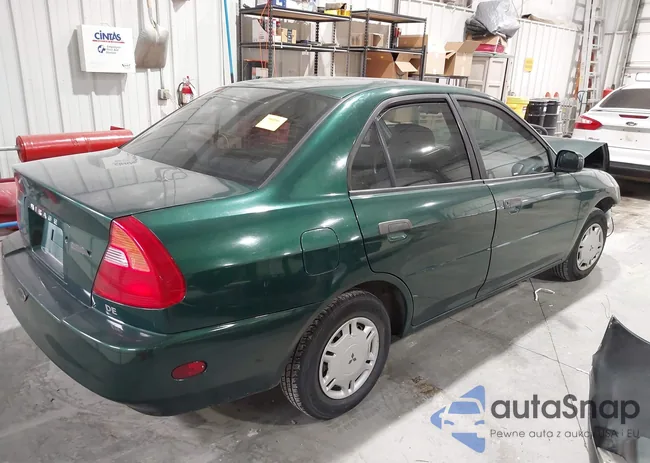 JA3AY26A7XU005710: 44242038