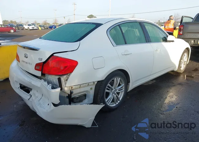 JN1CV6APXDM716287: 44242069