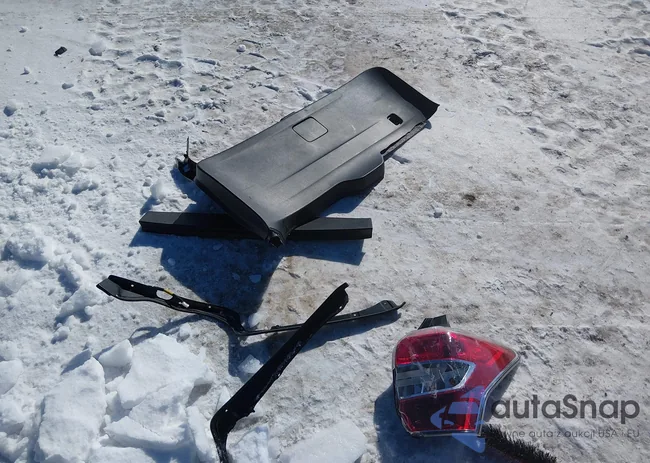 JF2SJAWC5FH558158: 44242147