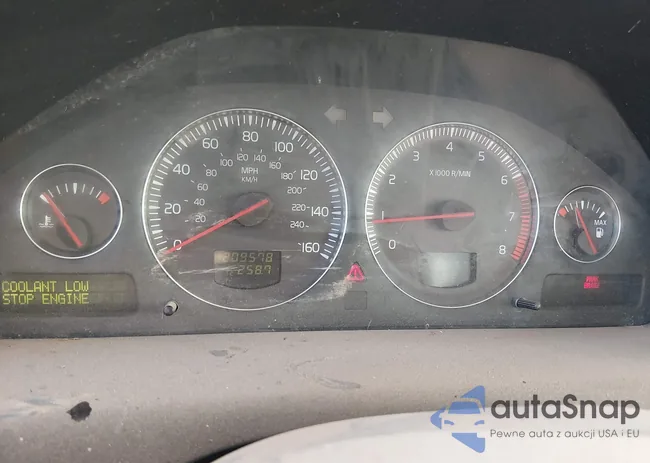 YV1SW61T842429328: 44242220