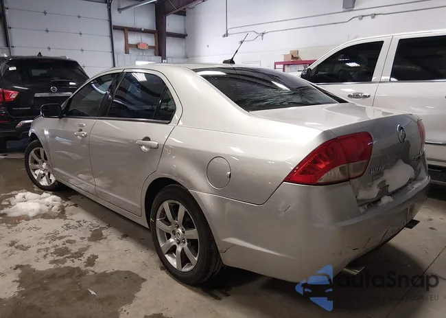 3MEHM0JG6BR605077: 44243247